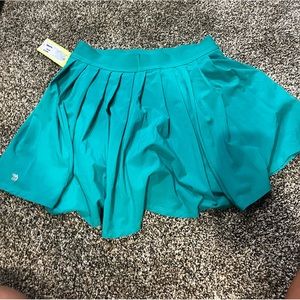 Green mini skirt!
